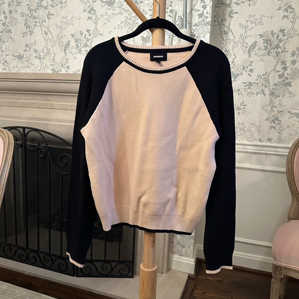 Monrow Black and Cream Women's Sweater